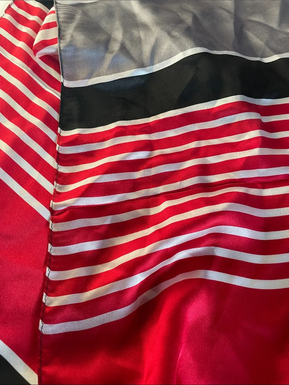 VTG ANNE KLEIN SILK SCARF